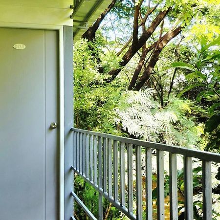 P.California Inter Hostel Nang Rong Eksteriør bilde