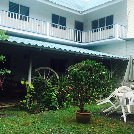 P.California Inter Hostel Nang Rong Eksteriør bilde