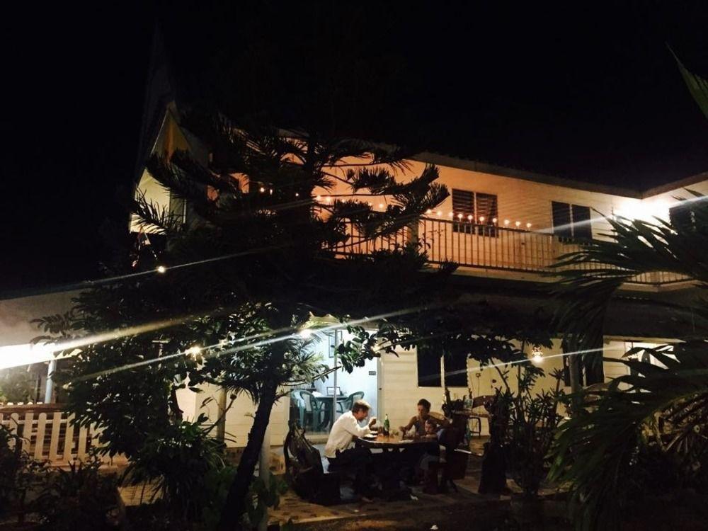 P.California Inter Hostel Nang Rong Eksteriør bilde